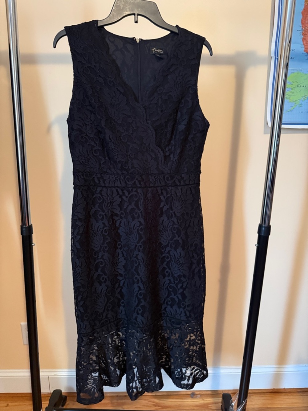 Thalia Sodi Navy Lace V-Neck Midi Dress